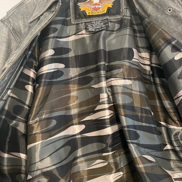 Harley Davidson Jacket - Picture 11 of 15